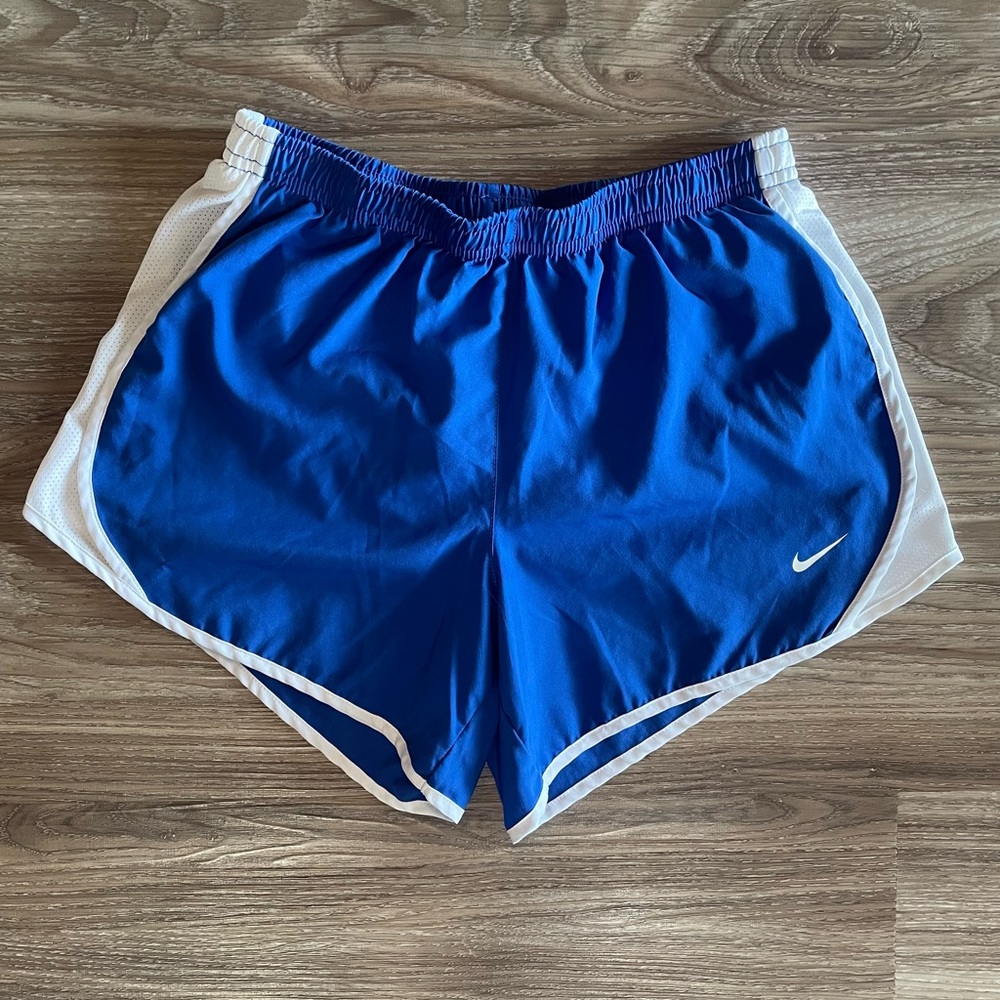 Nike Tempo Big Kids (Girls) Dri-FIT Running Shorts Size L